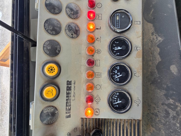 2005-liebherr-lr622b-image-54