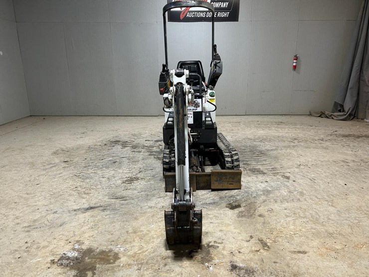 2022-bobcat-e10-image-7