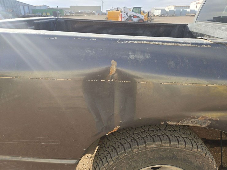 2004-dodge-ram-1500-image-9