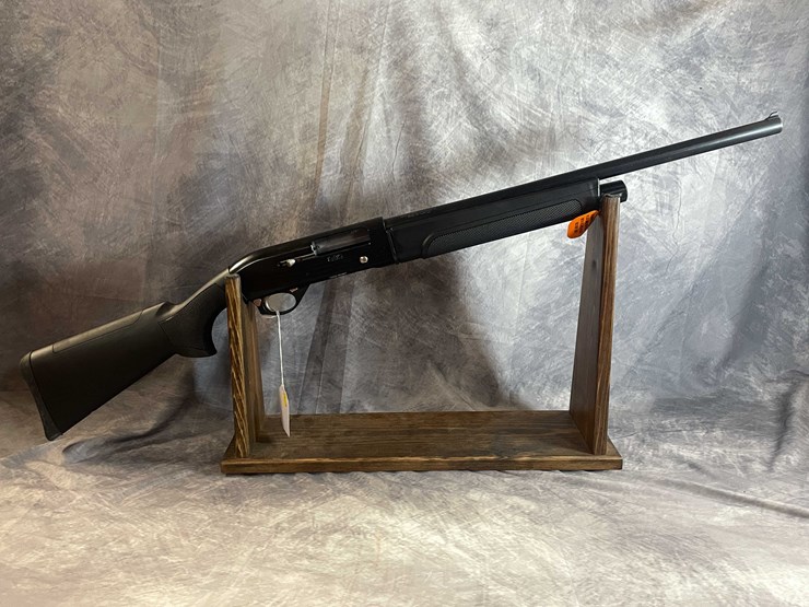 #2611-•-hatfield-tactical-12-ga.-semi-auto-shotgun,-sn:-12a22-003897-image-2