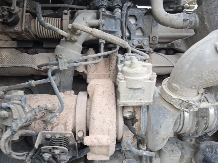 2020-peterbilt-567-image-150