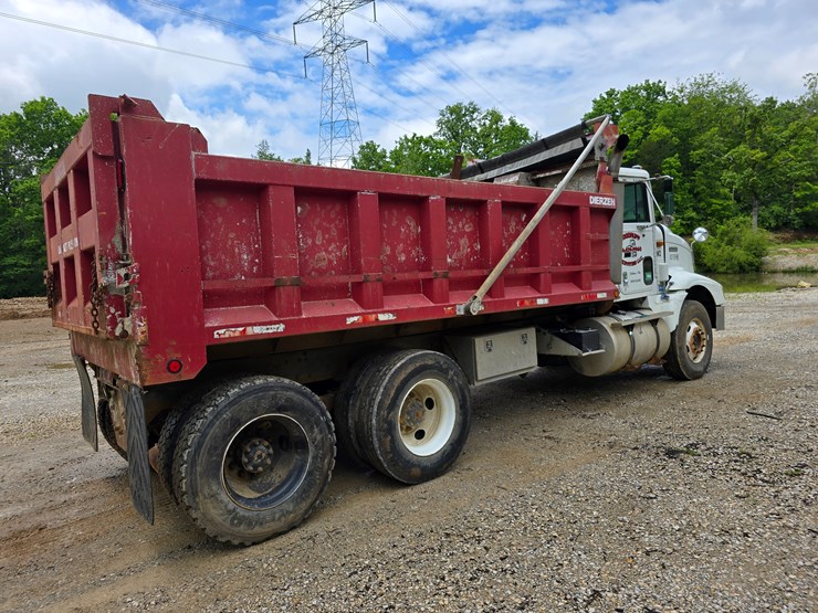 1994-mack-ch613-image-21