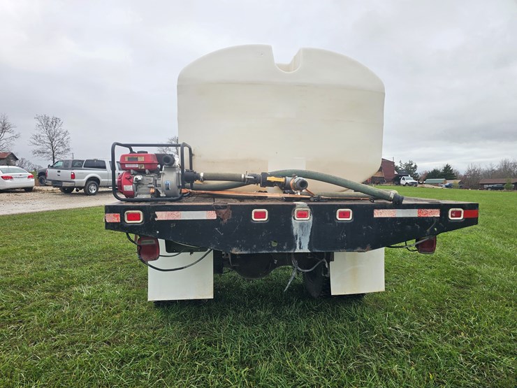 2000-freightliner-fl60-image-13