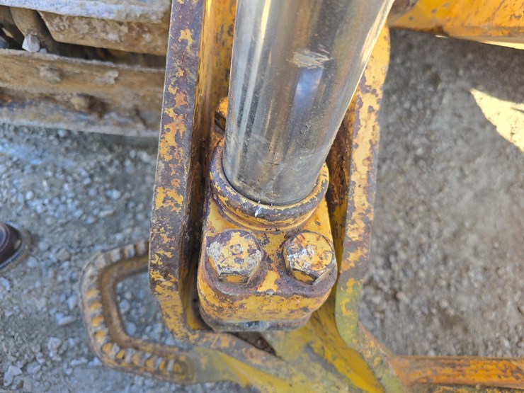 1999-caterpillar-d6r-xl-image-30