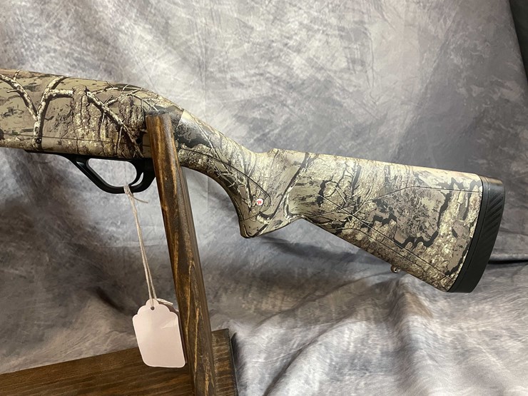 #2379-•-winchester-sx4-12-ga.-semi-auto-shotgun,-sn:-pt19451yw11k-image-5