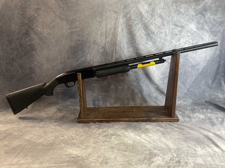 #2619-•-mossberg-model-88-20-ga.-pump-action-shotgun,-sn:-mv1205611-image-2