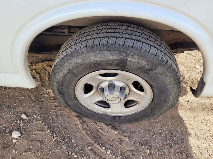 2005-chevrolet-express-1500-image-12