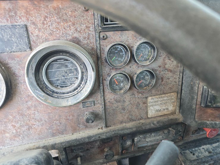 kenworth-t800-image-31