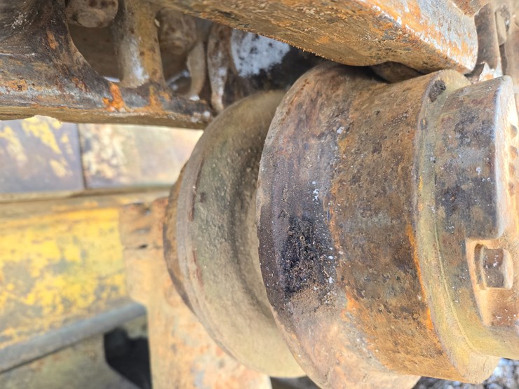 caterpillar-d6b-image-67