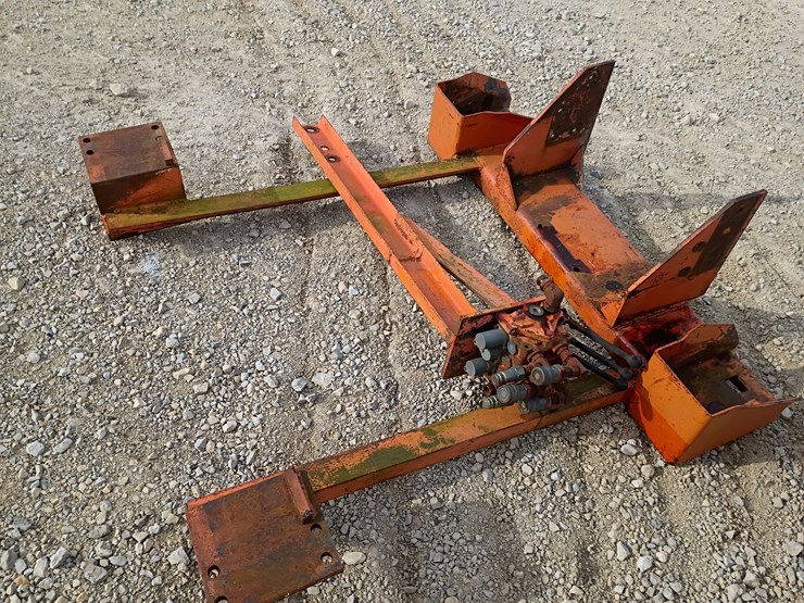 massey-ferguson-246-image-24