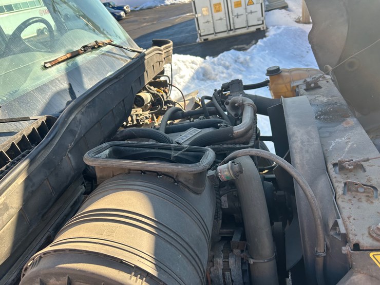 2010-international-durastar-4300-image-37