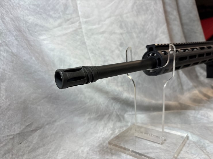 #2756-•-smith-&-wesson-m&p-15-22-22-lr-semi-auto-rifle,-sn:-lah5185-image-10