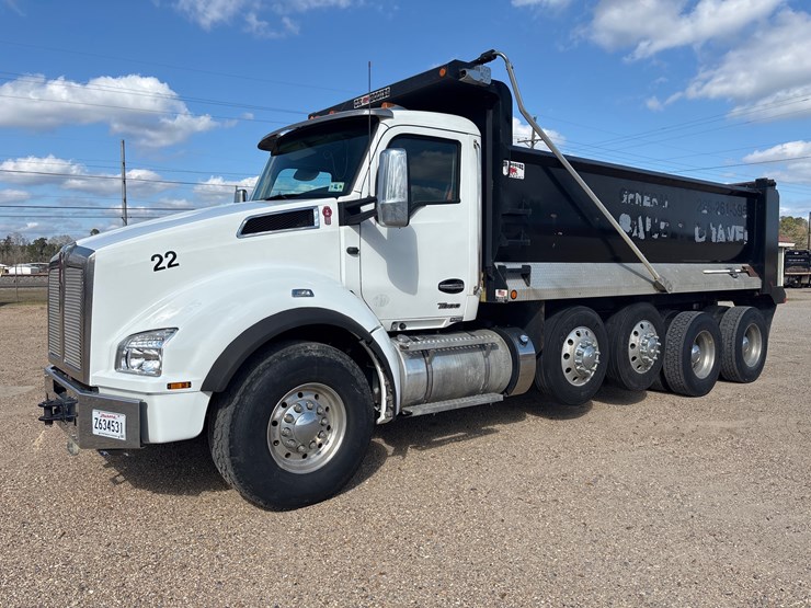 2024-kenworth-t880-image-1