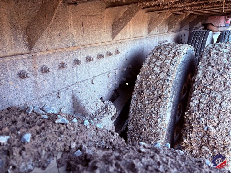 1999-peterbilt-357-image-40