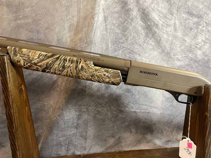 #2326-•-winchester-sxp-12-ga.-pump-action-shotgun,-sn:-12azp21129-image-4