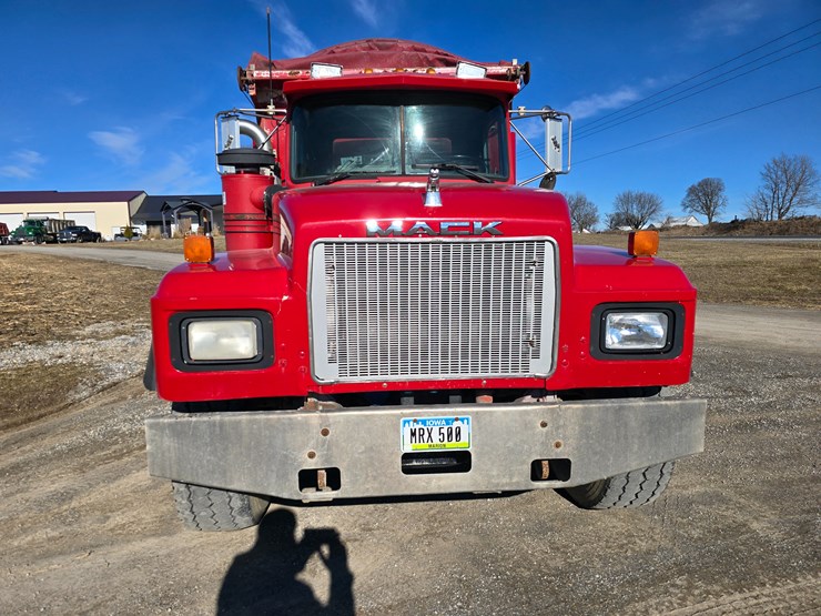 1998-mack-rd688s-image-25