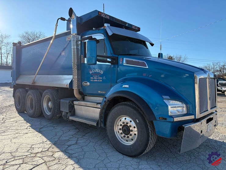 2020-kenworth-t880-image-9