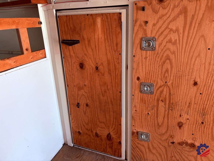 2007-delta-t/a-enclosed-gooseneck-trailer-image-53