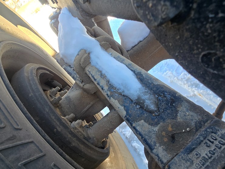 1996-peterbilt-385-image-83