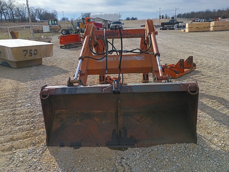 massey-ferguson-246-image-7