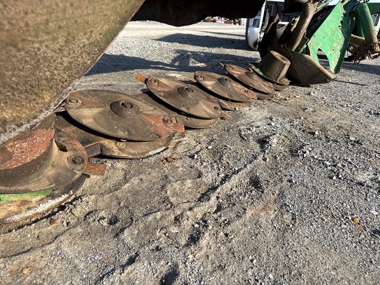 john-deere-260-image-5