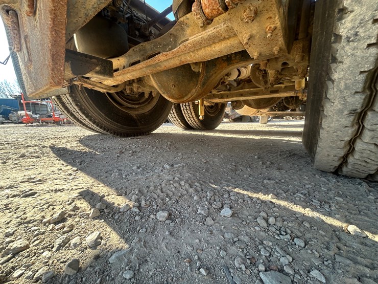 1994-international-9400-image-76