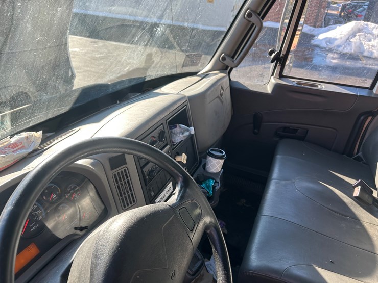 2013-international-durastar-4300-image-59