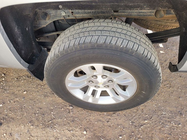 2019-chevrolet-silverado-1500-lt-image-7