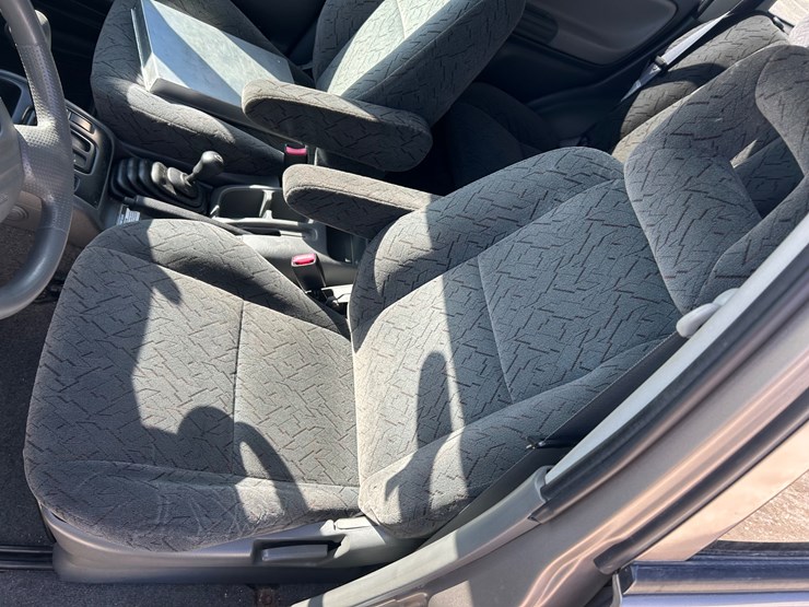 2003-chevrolet-tracker-image-47