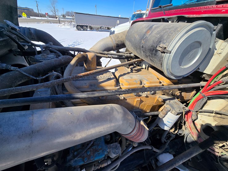 1995-freightliner-fld120-image-44