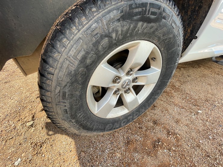 2016-dodge-1500-image-75