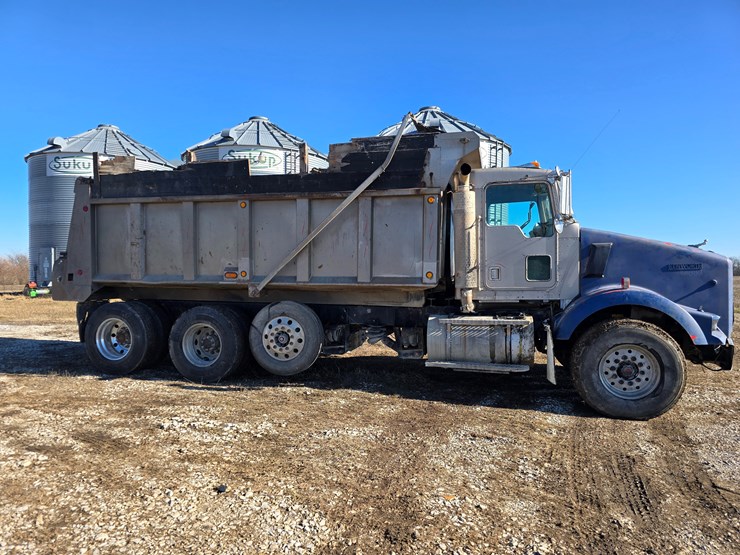 1999-kenworth-t800-image-19