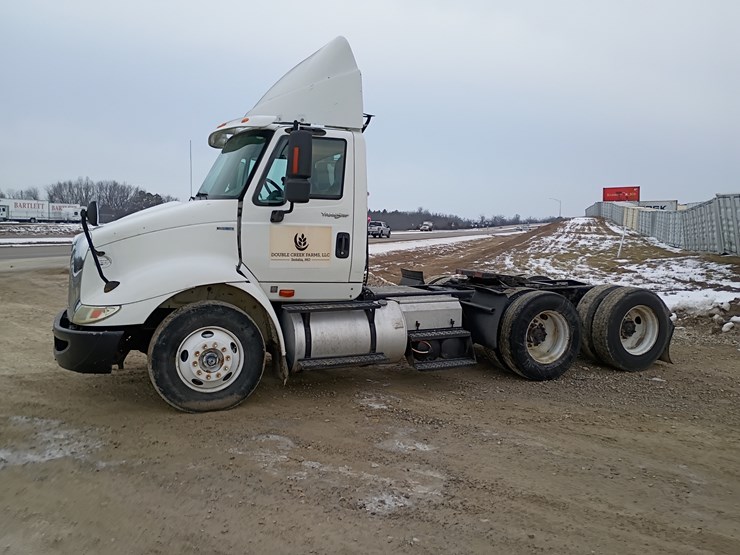 2011-international-transtar-8600-image-2