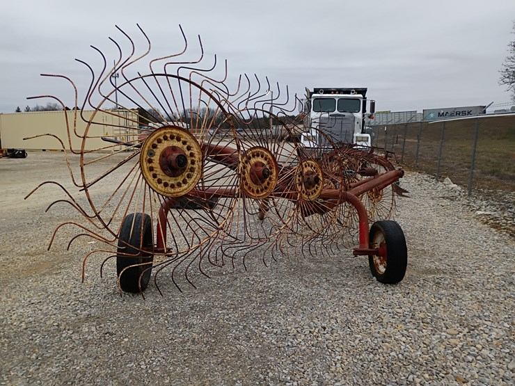 massey-ferguson-39-image-3