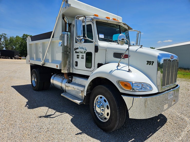 2012-peterbilt-382-image-24