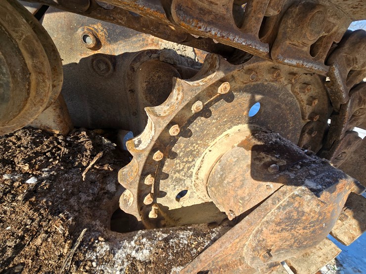 caterpillar-d6b-image-50