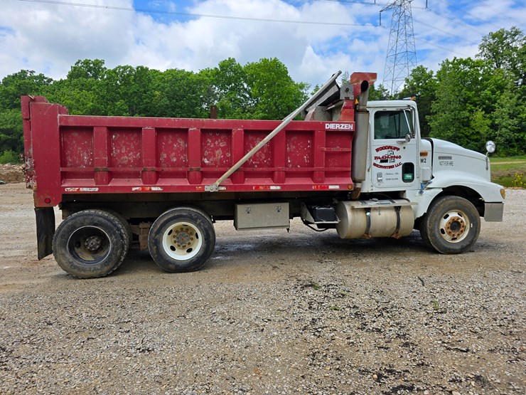 1994-mack-ch613-image-25