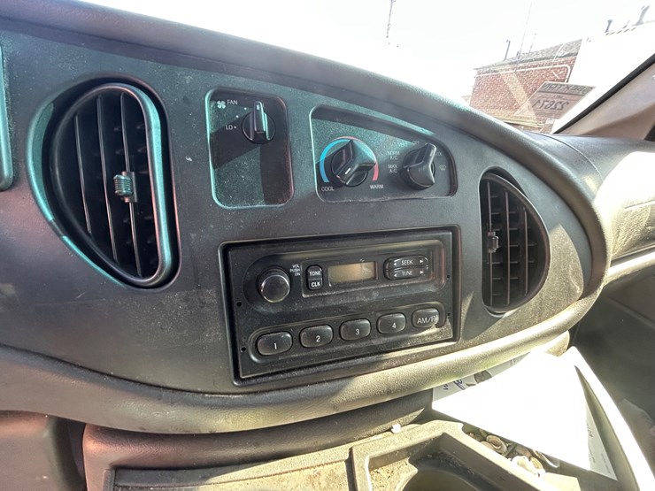 2006-ford-e450-image-64