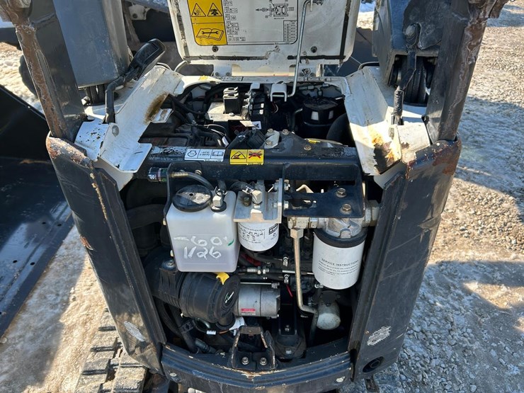 2022-bobcat-e10-image-13