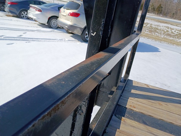 2016-homemade-20-ft-image-40