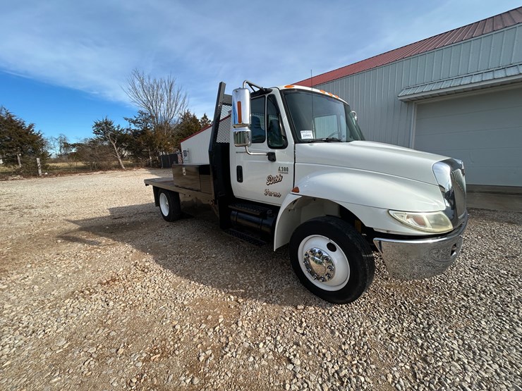 2007-international-durastar-4300-image-29