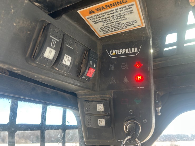 2003-caterpillar-236-image-36