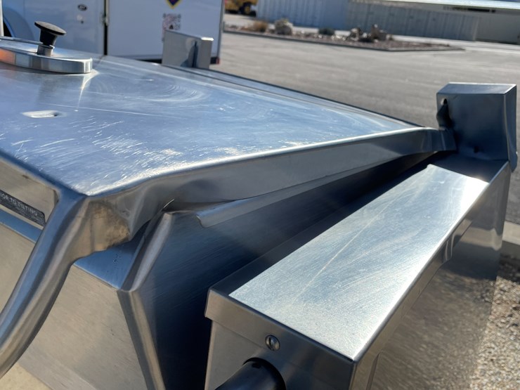 #3134-•-tilt-kettle-image-20