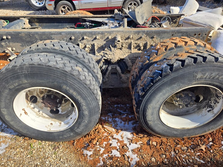 2005-caterpillar-c9-image-53