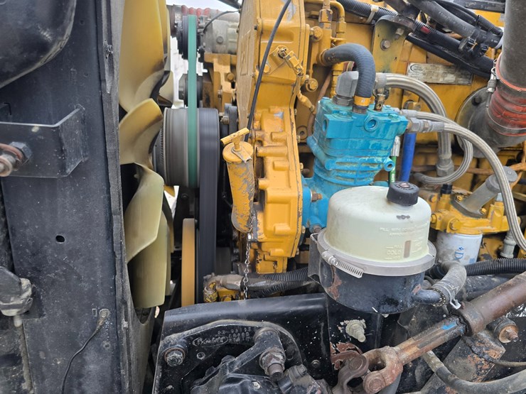 2007-peterbilt-379-image-45