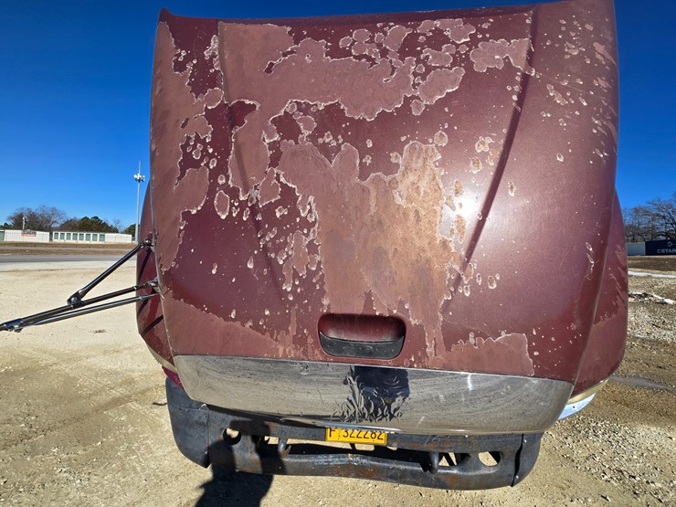 2002-freightliner-columbia-120-image-41