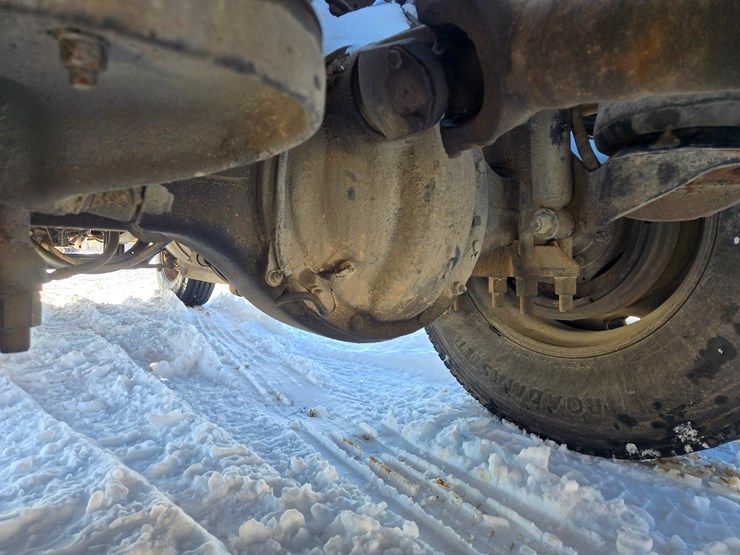 1996-peterbilt-385-image-74