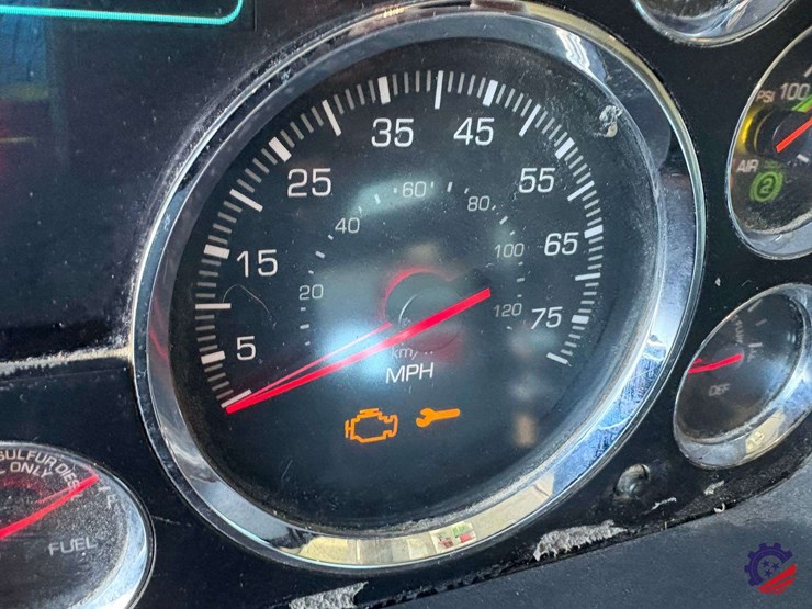 2020-kenworth-t880-image-69