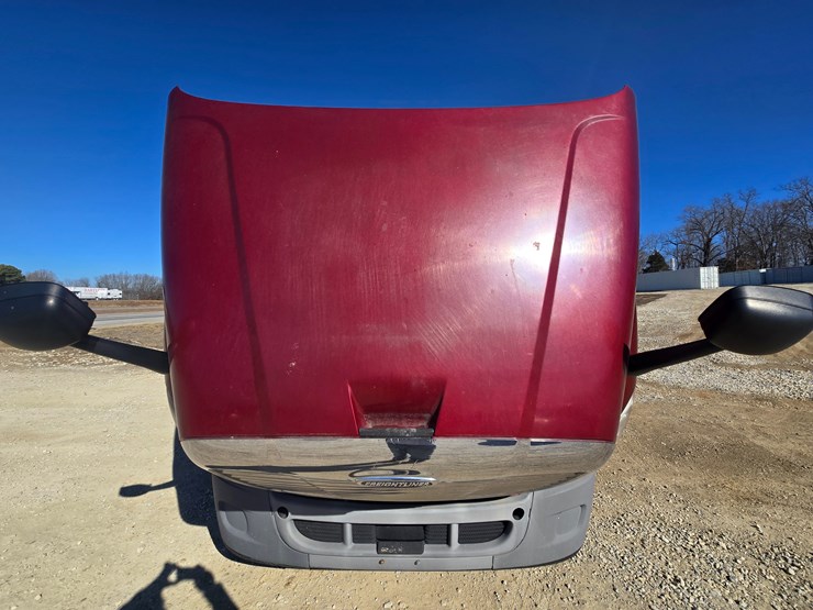 2014-freightliner-cascadia-125-image-41