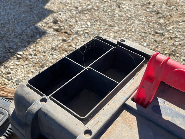 #3135-•-lot-3135-image-52